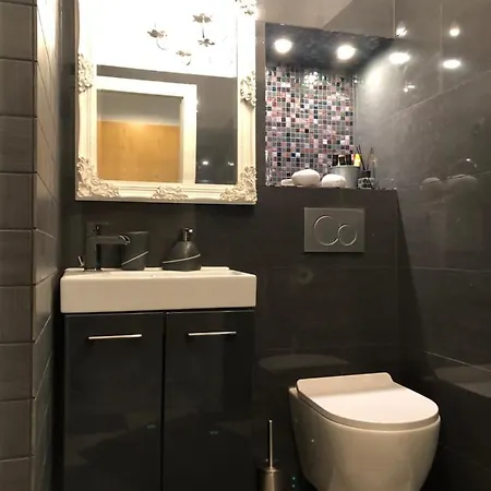 Fritz Apartment *